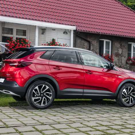 Nowy zawodnik: Opel Grandland X w cenie od 94 900 zł